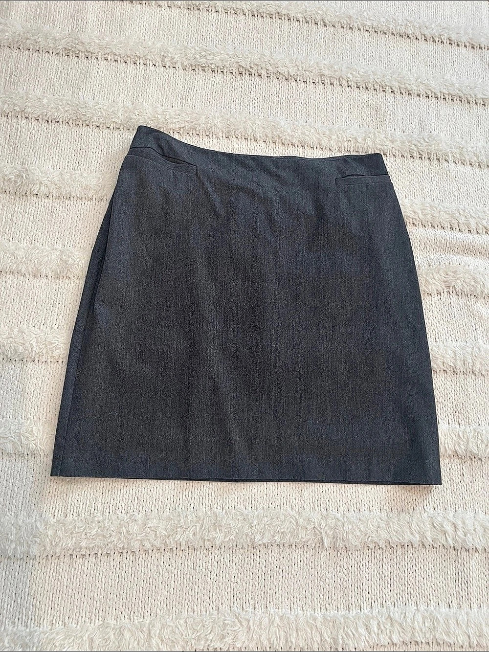 The Limited Stretch Gray Mini Skirt Size 10